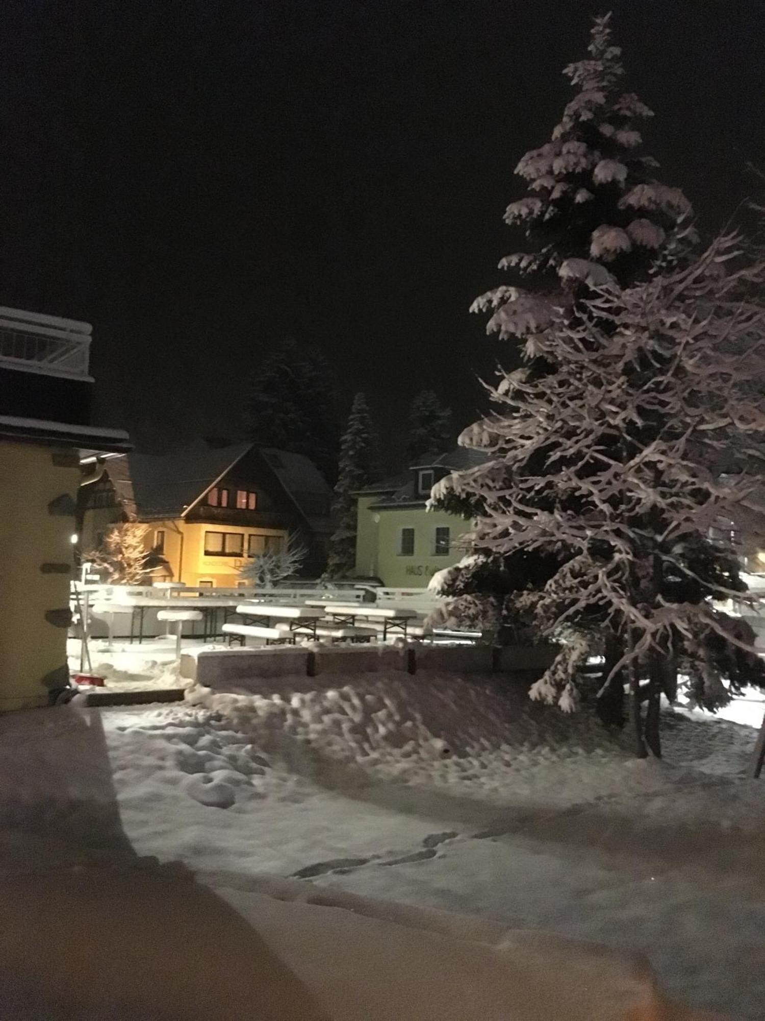 Hotel Lindenhof Bad Gastein Exterior photo